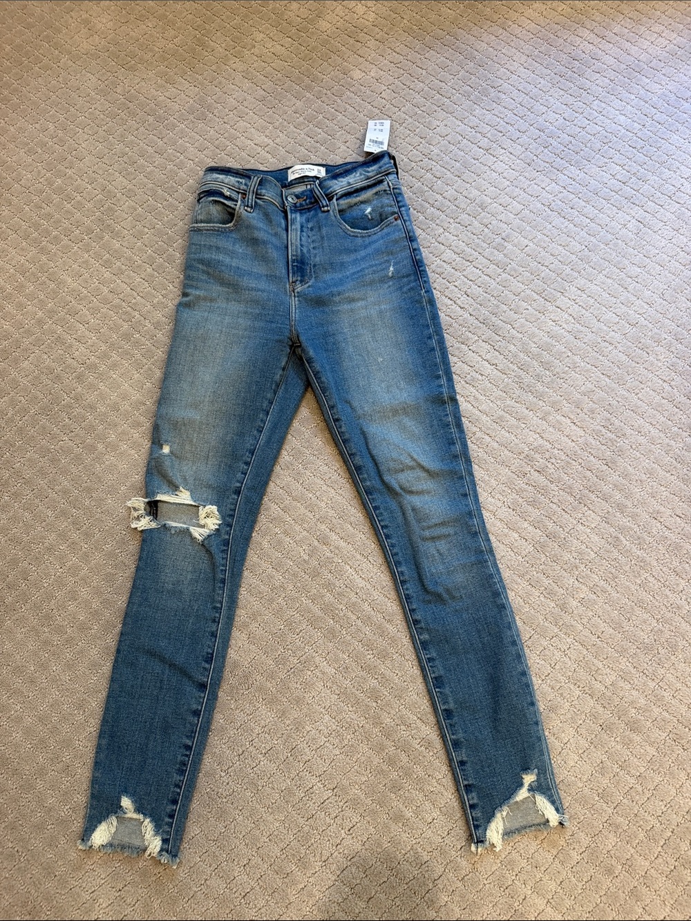 NWT Abercrombie & Fitch Women’s Super Skinny Ankle High Rise - 24/00R